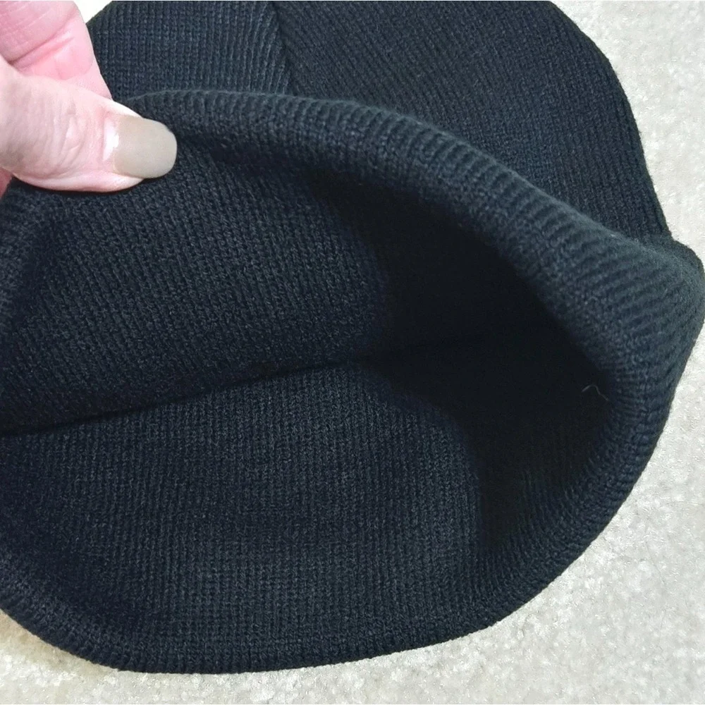 Thirtytwo Patch Beanie OS Black NWT - Picture 3 of 4